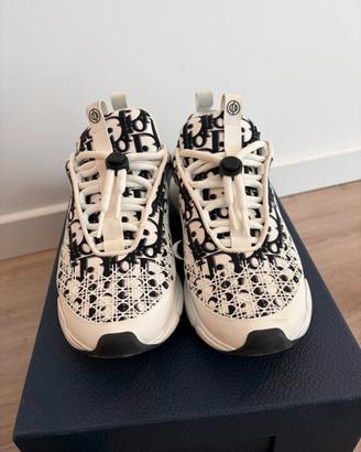 DIOR B24