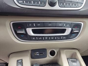 Comandi riscaldamento RENAULT SCENIC del 2009