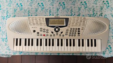 Pianola Medeli mc37A
