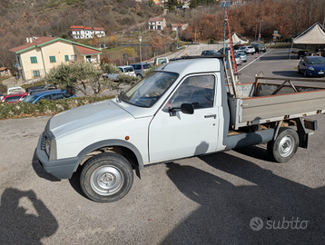 Autocarro Citroen c15 con cassone diesel