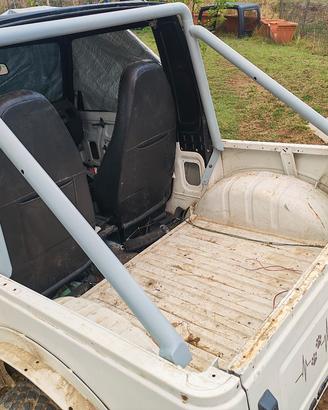 Roll bar Suzuki Samurai 