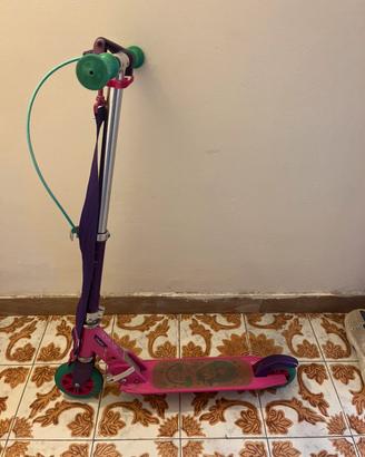 Monopattino bambina