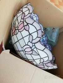 coppia lampade parete e lampadario stile Tiffany