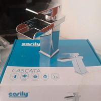 miscelatore cascata lavabo