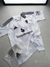Maglia ufficiale Manchester United 2025/2026 Away,