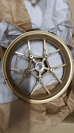Cerchio t max 2022
