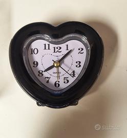 Sveglia orologio con suoneria, a forma di cuore