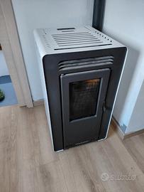 Stufa a Pellet Vulcania Smart 8 9 kW