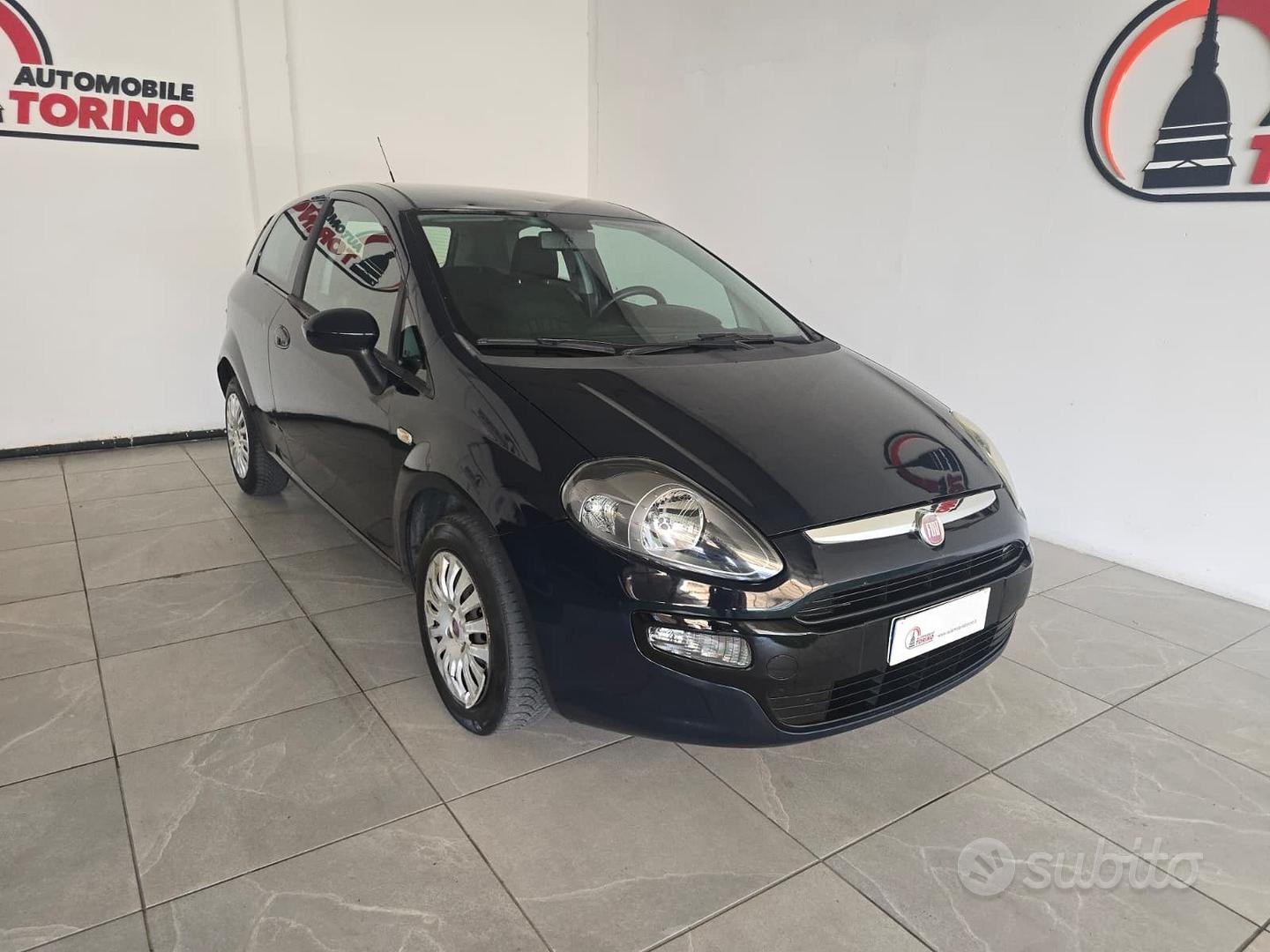 Fiat Grande Punto 2011 photo 3