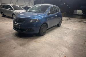 Lancia Ypsilon Silver Hybrid 2023 – 14.000 km