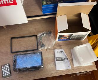 Display Carplay Auto + Telecamera Posteriore