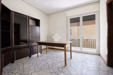 3 LOCALI A VICENZA