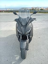 Yamaha X-Max  300 
