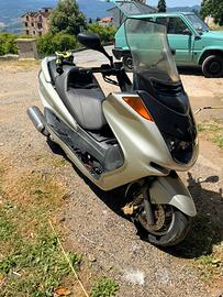 Yamaha Majesty 250 del 2000 - fermo da garage