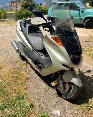 Yamaha Majesty 250 del 2000 - fermo da garage