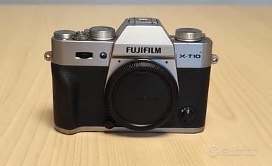 Fujifilm X-T10 mirrorless + caricabatterie – 350€