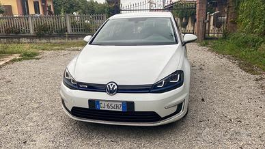 Volkswagen e-Golf serie 7 perfetta 100% elettrica