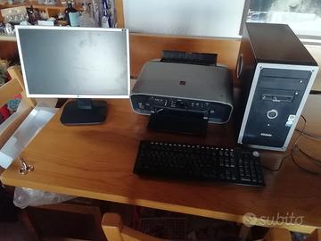 Postazione computer fisso