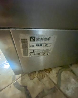 Lavatazzine / Nuova Simonelli Kiara 1 CF