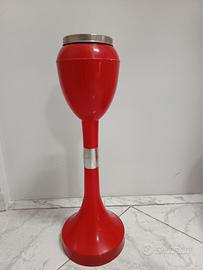 Posacenere da terra in plastica anni 70 