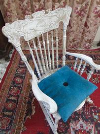 sedia a dondolo stile country