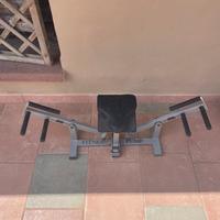 Attrezzo per palestra