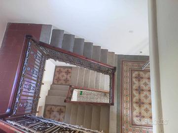 Casa indipendente di 271 m² con 5 locali e box aut