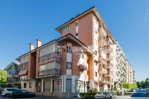 PRESTIGIOSO APPARTAMENTO IN CENTRO CON BOX DOPPIO