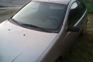 fiat punto Sporting 1.2   6 marce del 2000
