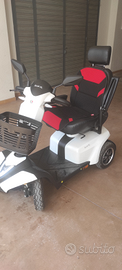 Scooter elettrico Scott per disabili ed anziani