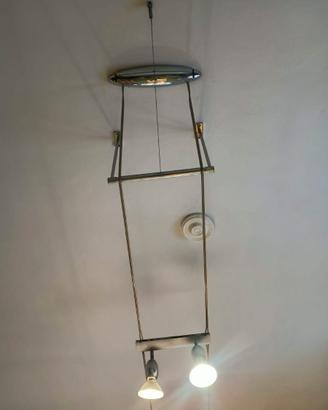 lampada a sospensione con faretti regolabili