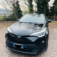 Toyota CHR 2.0 Hybrid + GPL