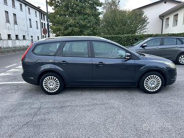ford focus sv