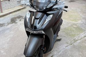 Sh 125 2024 nero sport