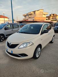 Lancia Ypsilon 1.3 MJT 16V 95 CV 5 porte S&S Silve