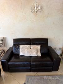 “Coppia divani Chateau d’Ax in pelle – uno relax.