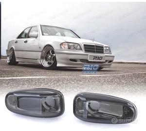 FRECCIE LATERALI PER MERCEDES W202 W208 W210 R170 