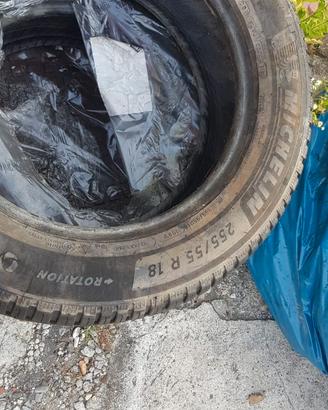2 gomme 4 stagioni Michelin 255 55 R 18 nuove