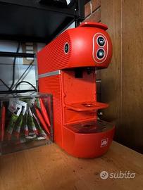 Macchina caffe Illy
