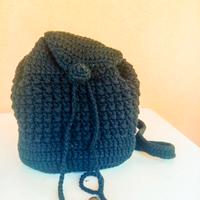 Borsa a zainetto nera uncinetto