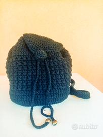 Borsa a zainetto nera uncinetto