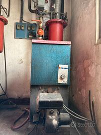 Caldaia a gasolio vintage - per ricambi - recupero