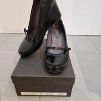 Scarpe in vernice nera Logan