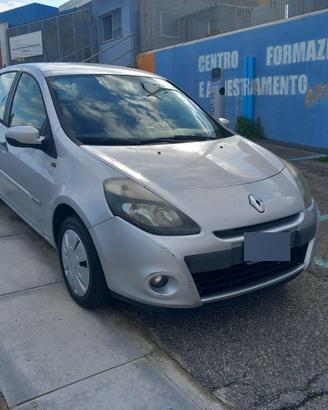 Clio 1.1 Benzina GPL (2012)