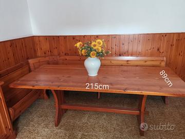 Mobili tavolo panche contenitori taverna