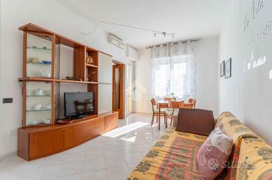 2 LOCALI A TREZZANO SUL NAVIGLIO