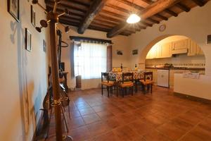 Casale in pietra con Maneggio Siena