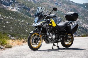 moto Suzuky v-strom 650