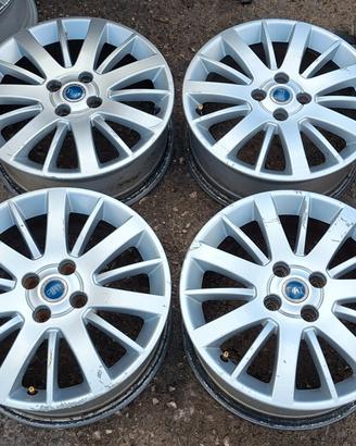 Cerchi in lega Fiat Grande Punto R16 - R 16