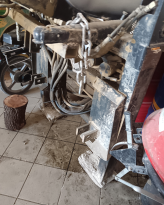 Retro scavatore